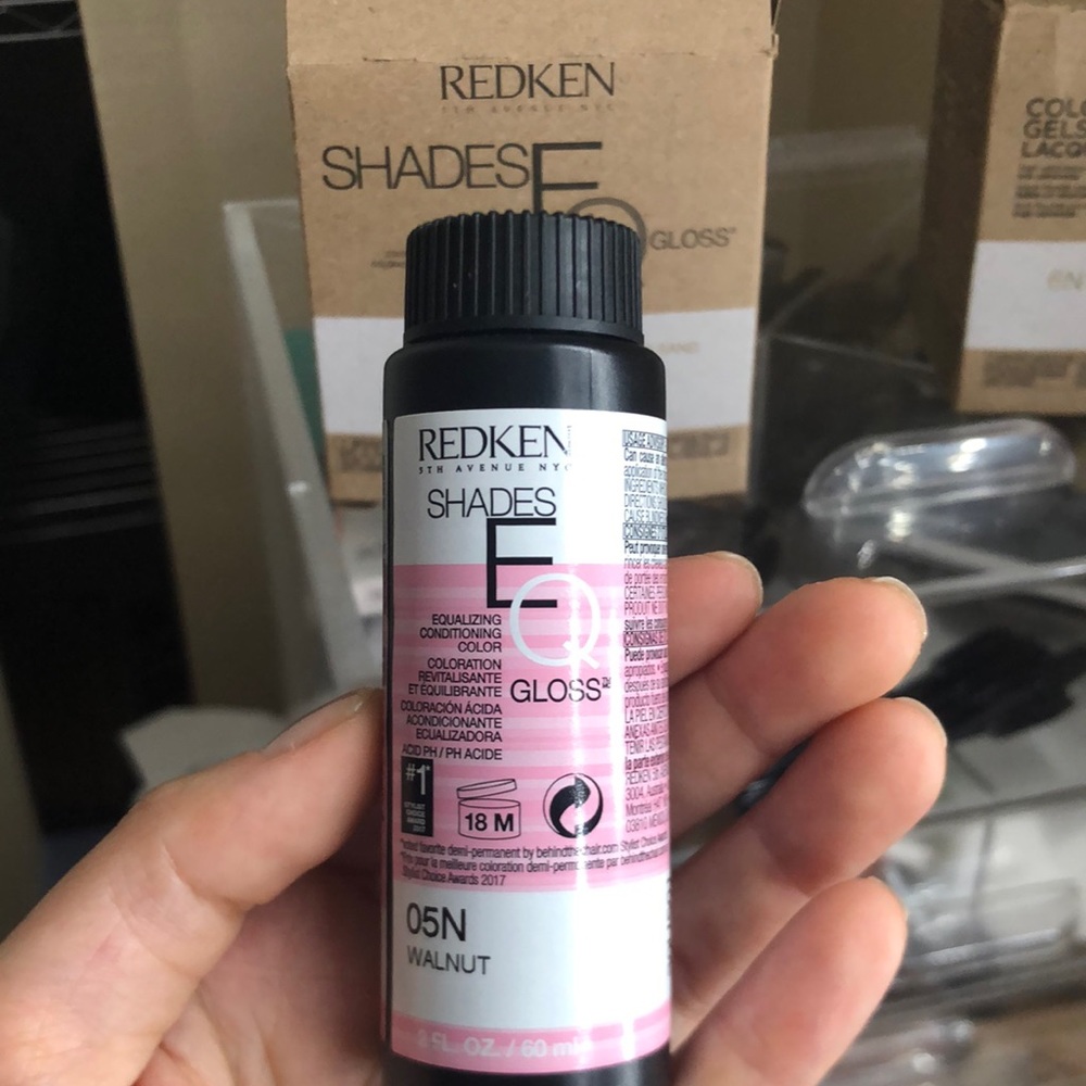 Redken Shades EQ Gloss-5N Walnut
